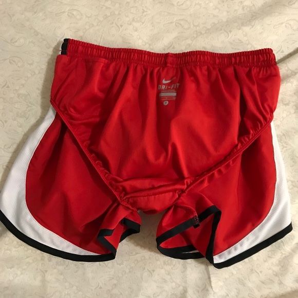 Women's Nike Dry Tempo Running Shorts - Picture 4 of 5